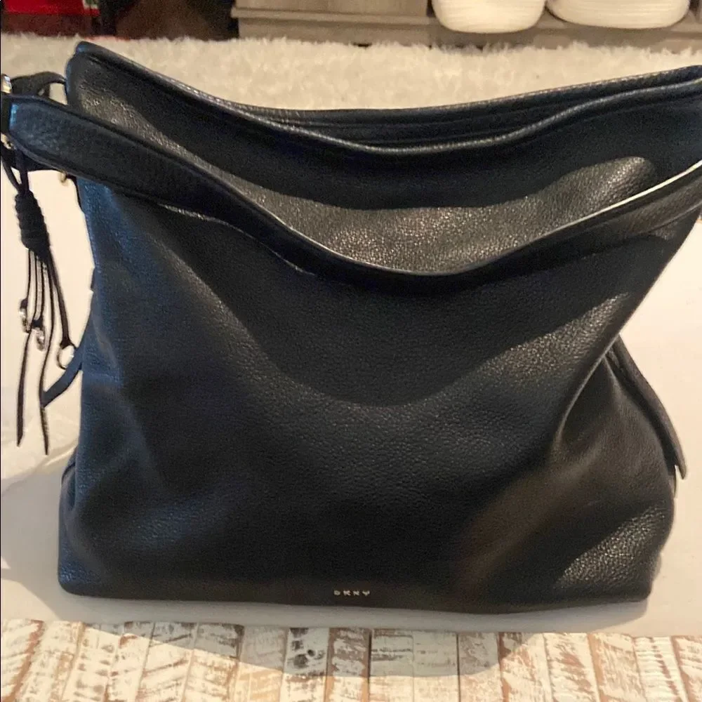 DKNY Black leather Hobo Marcy purse handbag